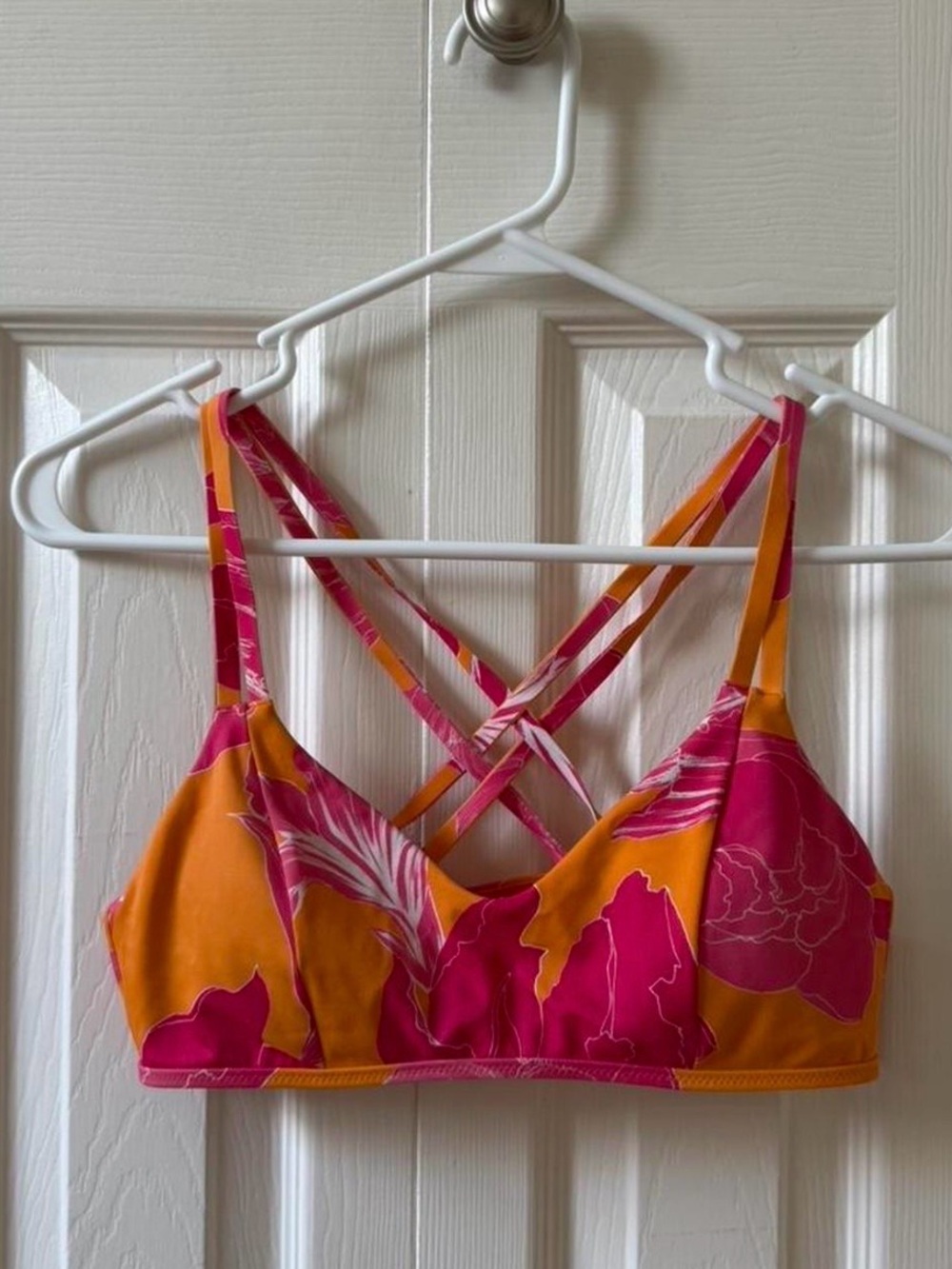 Athleta Kailua South Swell Bikini Top Size Small